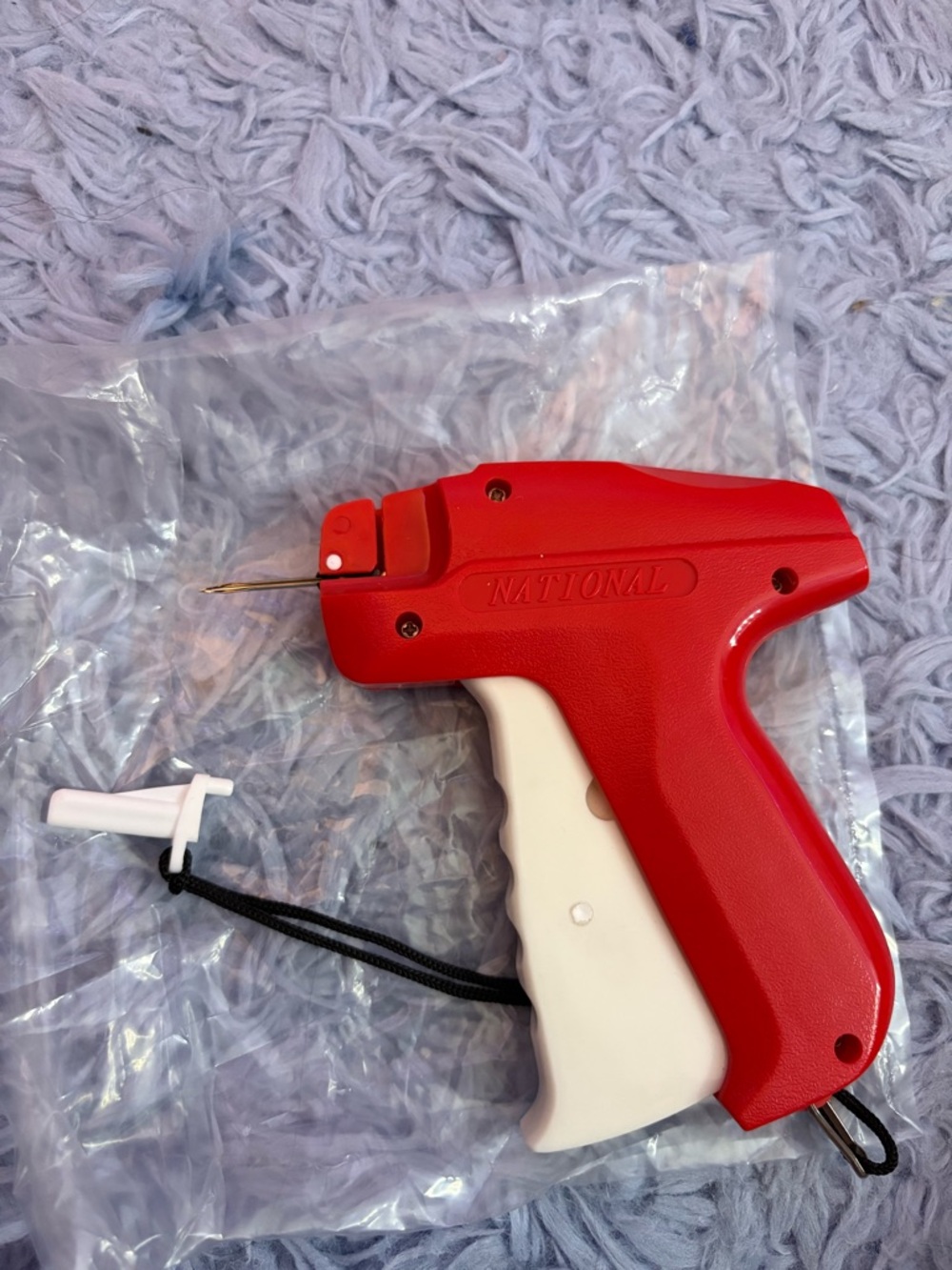 Tag Gun - Picture 3 of 4